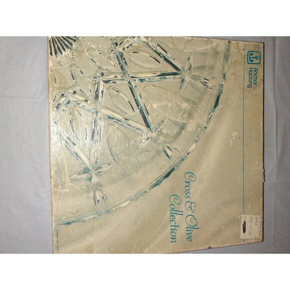 Vintage Anchor Hocking Crown & Olive 9.5 In. Round Relish Tray W/Box - Picture 4 of 9